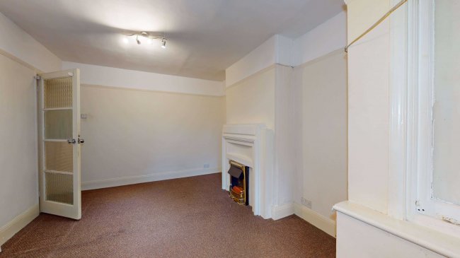 7 Huxley Gardens, Park Royal, London, NW10 7EB 4