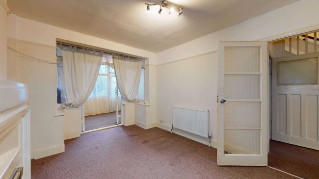 7 Huxley Gardens, Park Royal, London, NW10 7EB 4