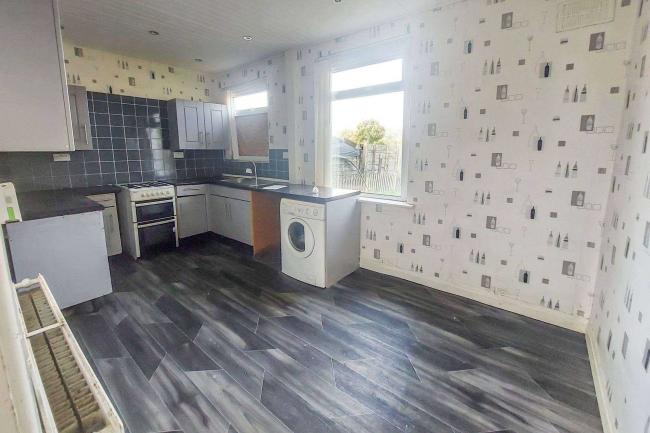 47 Rowland Avenue, Nelson, Lancashire, BB9 9NG 9