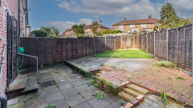 111 Ravensworth Road, Chislehurst, London, SE9 4LX 8