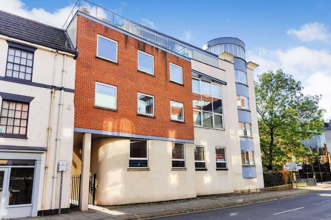 Flat 7, St. Nicholas Court, Ipswich, Suffolk, IP1 1TG 4