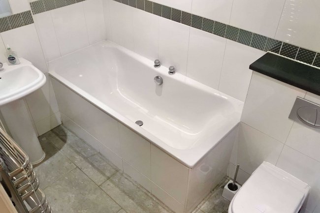 Flat 7, St. Nicholas Court, Ipswich, Suffolk, IP1 1TG 4