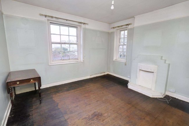 9 Bronwen Court, Grove End Road, London, NW8 9HH 4