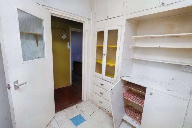 9 Bronwen Court, Grove End Road, London, NW8 9HH 4