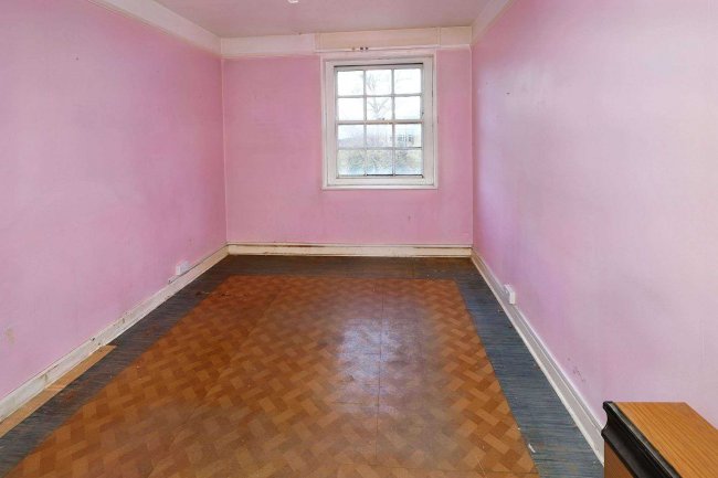 9 Bronwen Court, Grove End Road, London, NW8 9HH 4