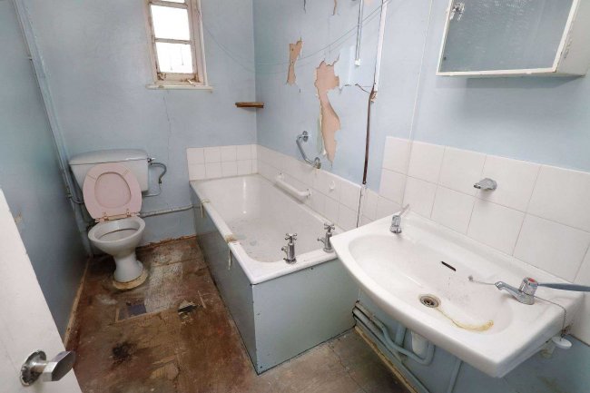 9 Bronwen Court, Grove End Road, London, NW8 9HH 4