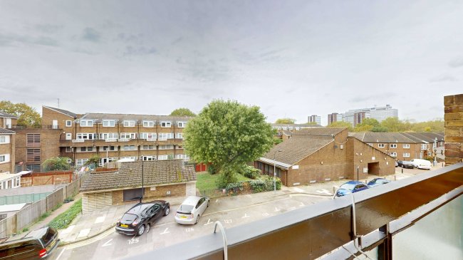 34 Lampeter Square, Hammersmith, London, W6 8PS 1