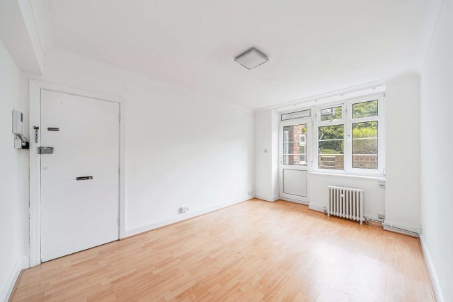 32 Mount View, Mount Avenue, Ealing, London, W5 1PR 8