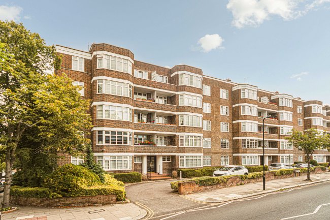32 Mount View, Mount Avenue, Ealing, London, W5 1PR 8