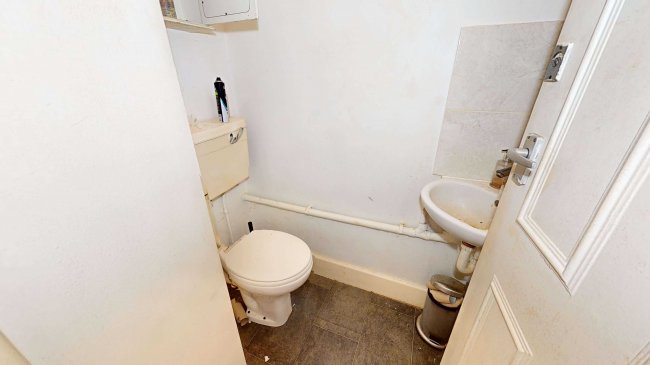 103 Horncastle Road, Lee, London, SE12 9LF 5