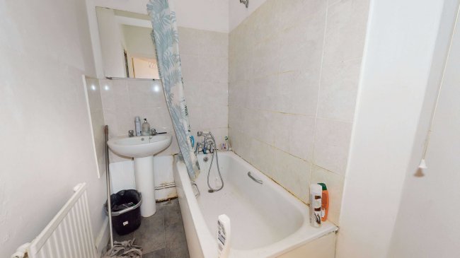 103 Horncastle Road, Lee, London, SE12 9LF 5