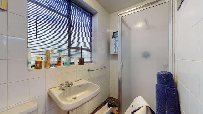 118A Willersley Avenue, Sidcup, DA15 9EN 8