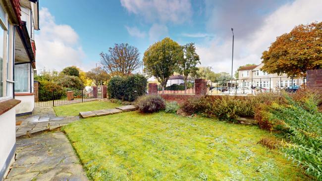 118A Willersley Avenue, Sidcup, DA15 9EN 8