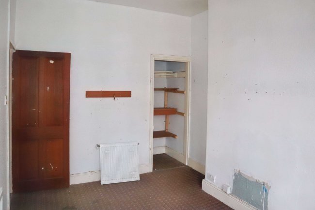 12 Drewry Road, Keighley, BD21 2PU 9