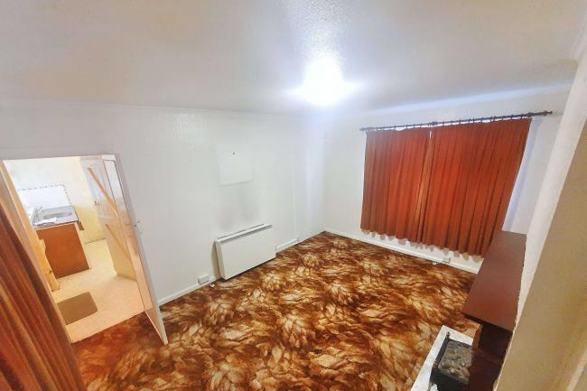 70 Allendale Avenue, Nottingham, NG8 5RE 3