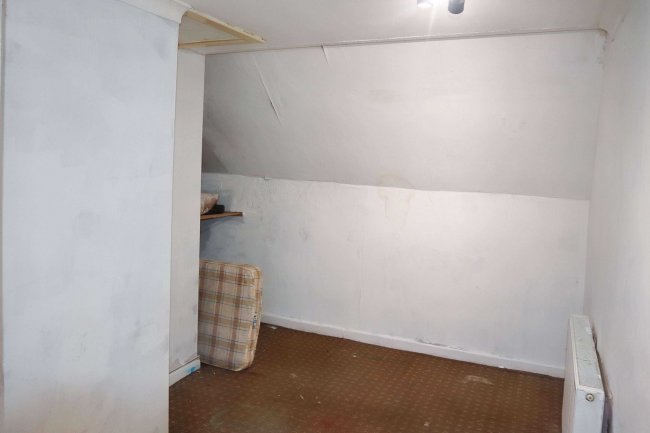 87 Victoria Road, Keighley, West Yorkshire, BD21 1JF 4