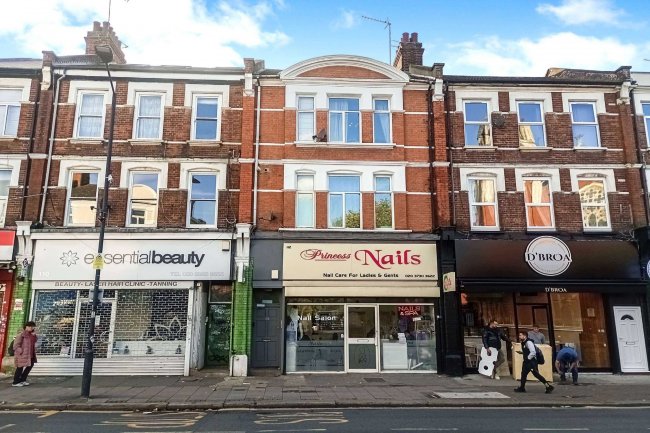 112 Chamberlayne Road, Kensal Rise, London NW10 3JP 3