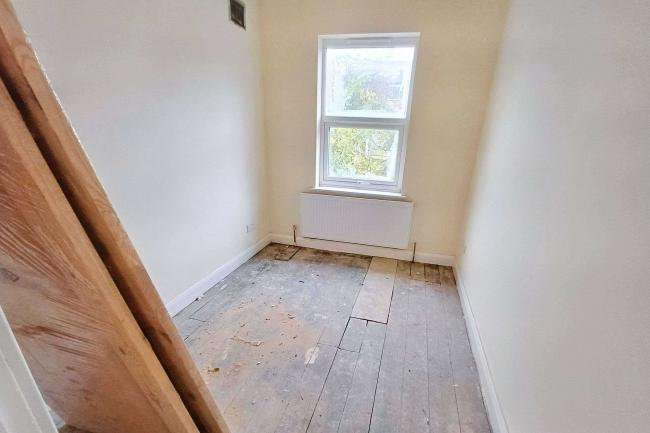 7 Colley Road, Stoke-on-trent, Staffordshire, ST6 6LQ 4