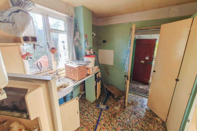 7 Saunton Road, Rugby, Warwickshire, CV22 6BE 10