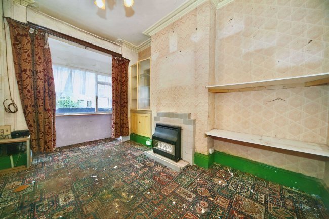 207 Grange Road, Birmingham, West Midlands, B14 7RS 2