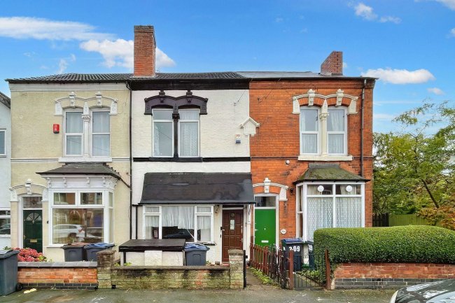 207 Grange Road, Birmingham, West Midlands, B14 7RS 2