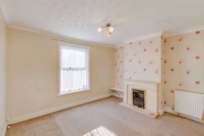 135 Kathleen Road, Southampton, Hampshire, SO19 8LP 3