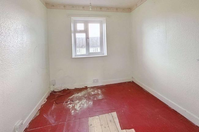 9 Mill Hill Avenue, Tidworth, Wiltshire, SP9 7JL 1