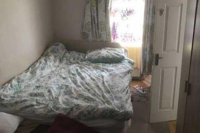 33a / 33b Merlin Crescent, Edgeware, HA8 6JJ 2