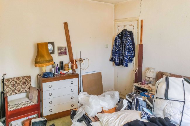 75 Stanley Road, Teddington TW11 8UB
 8