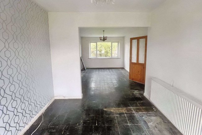 14 Glastonbury Close, Mansfield Woodhouse, Nottinghamshire, NG19 8JN 9