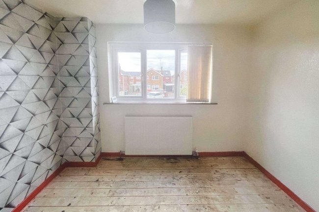 14 Glastonbury Close, Mansfield Woodhouse, Nottinghamshire, NG19 8JN 9