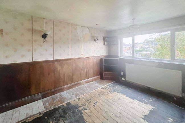 14 Glastonbury Close, Mansfield Woodhouse, Nottinghamshire, NG19 8JN 9