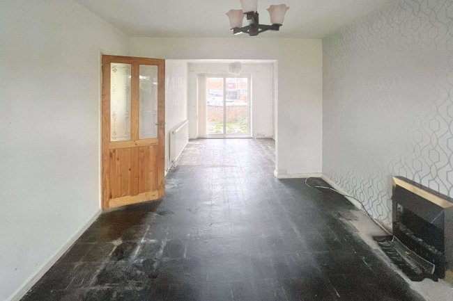 14 Glastonbury Close, Mansfield Woodhouse, Nottinghamshire, NG19 8JN 9