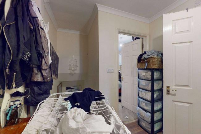 18 and 18A Crown Street, Brentwood, Essex, CM14 4BA 10