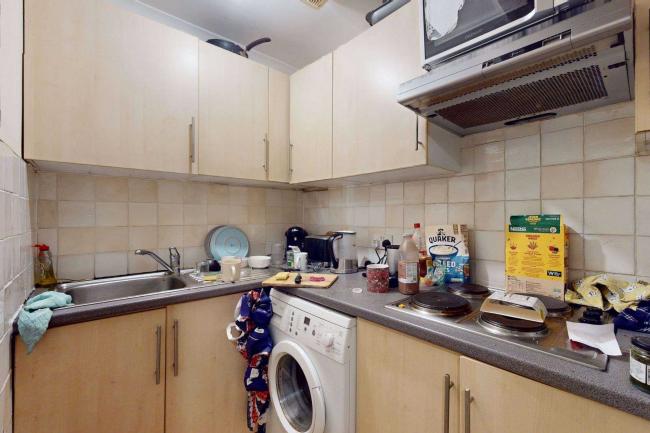 18 and 18A Crown Street, Brentwood, Essex, CM14 4BA 10