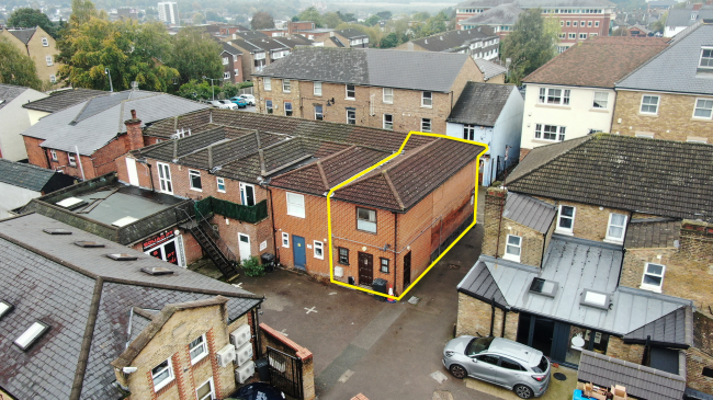 18 and 18A Crown Street, Brentwood, Essex, CM14 4BA 10