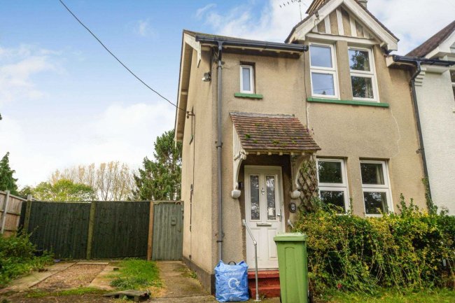 40 Hall Lane, Shenfield, Essex, CM15 9AN 9