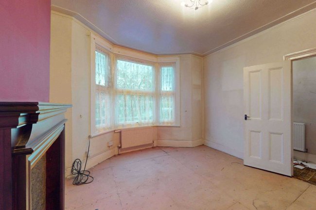 227 Milkwood Road, Herne Hill, London, SE24 0JE 5