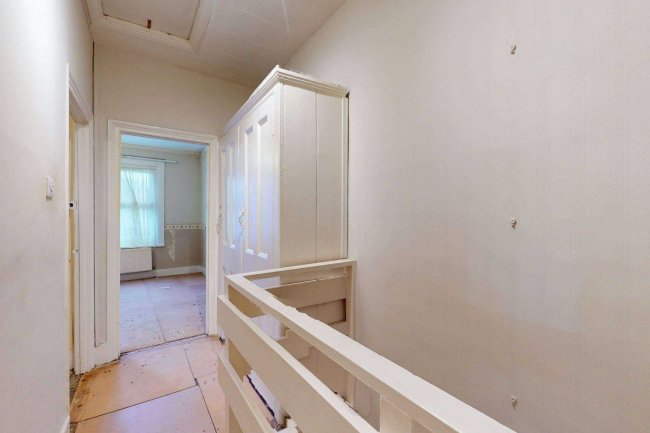 227 Milkwood Road, Herne Hill, London, SE24 0JE 5