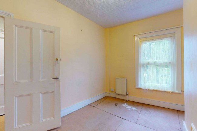 227 Milkwood Road, Herne Hill, London, SE24 0JE 5