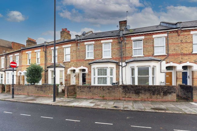 227 Milkwood Road, Herne Hill, London, SE24 0JE 5