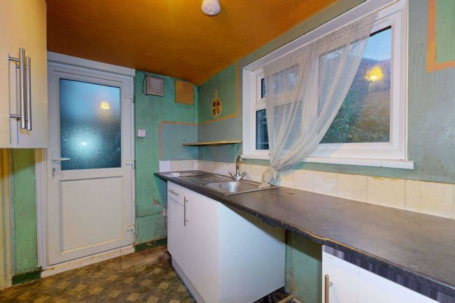 30 Poplar Road, Herne Hill, London, SE24 0BW 3