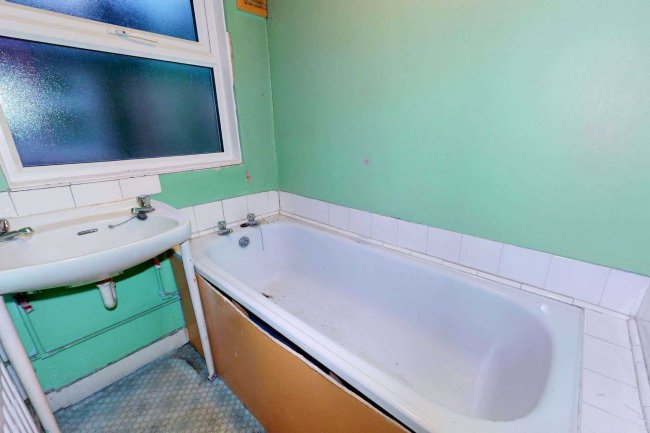 30 Poplar Road, Herne Hill, London, SE24 0BW 3