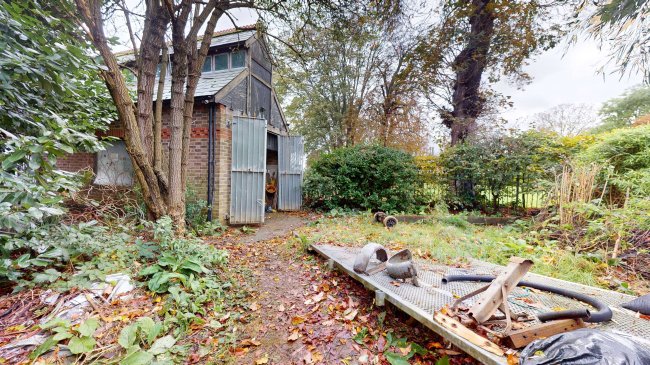 Aldous Boathouse, 20a Manor Road, Teddington, TW11 8BG 5