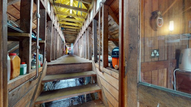 Aldous Boathouse, 20a Manor Road, Teddington, TW11 8BG 5