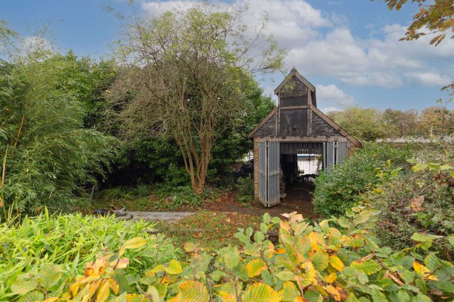 Aldous Boathouse, 20a Manor Road, Teddington, TW11 8BG 5