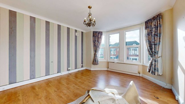 FF Flat B, 92 Wanstead Park Avenue, Manor Park, E12 5EF 6