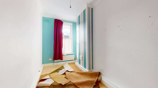 FF Flat B, 92 Wanstead Park Avenue, Manor Park, E12 5EF 6