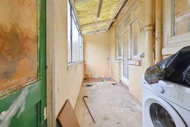 28 Hill Park Road, Gosport, Hampshire, PO12 3EB 1