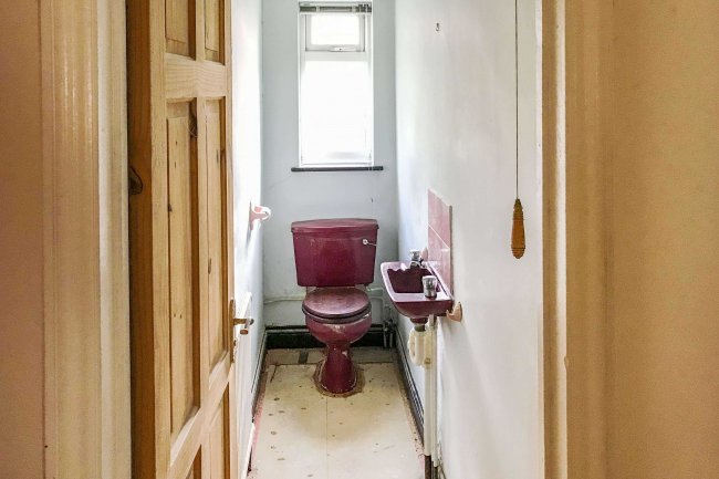 1 Hayes Lane, Canvey Island, SS8 0ES 9